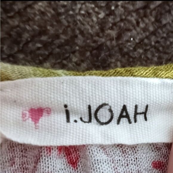 I.JOAH CROP BLACK, GREEN, & RED OFF-THE-SHOULDER TOP SZ.S EUC - Picture 5 of 6